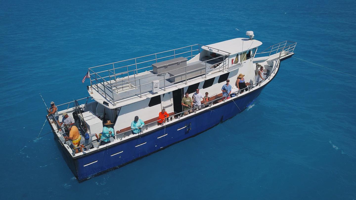 Friends party 2025 boat